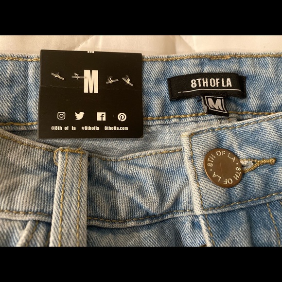 Women’s Medium 8th of LA Distressed Jean Skirt - Picture 4 of 6